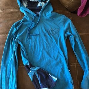 Blue Nike pull over sweater